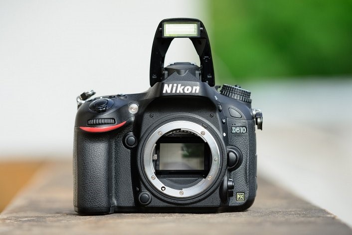 Czarny aparat Nikon